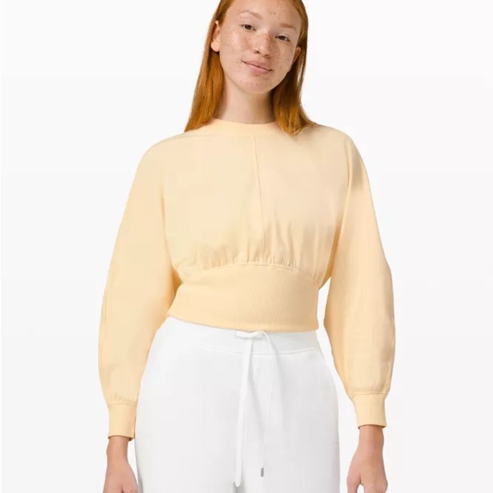 Lululemon LA Ribbed Waist Long Sleeve Shirt Size 10 C16